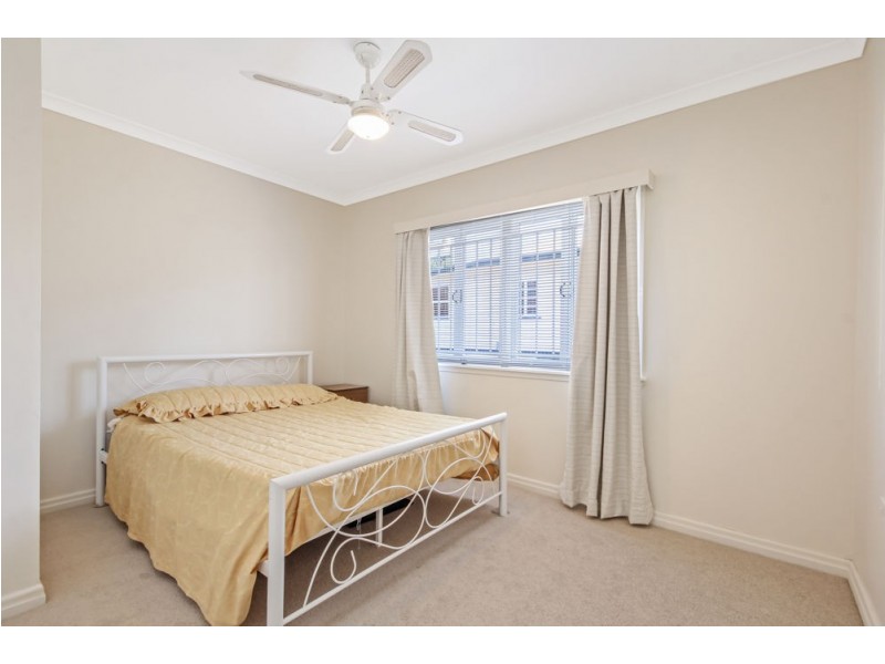 36 Miriam Street, Holland Park West QLD 4121