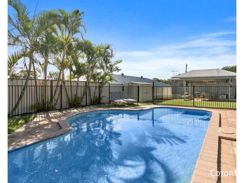 38 McCurley St, Wynnum West QLD 4178