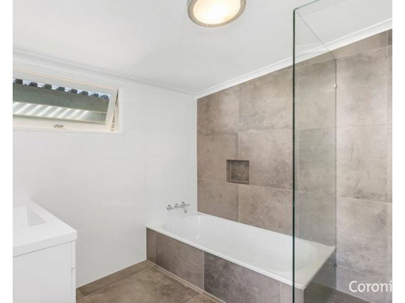 38 McCurley St, Wynnum West QLD 4178
