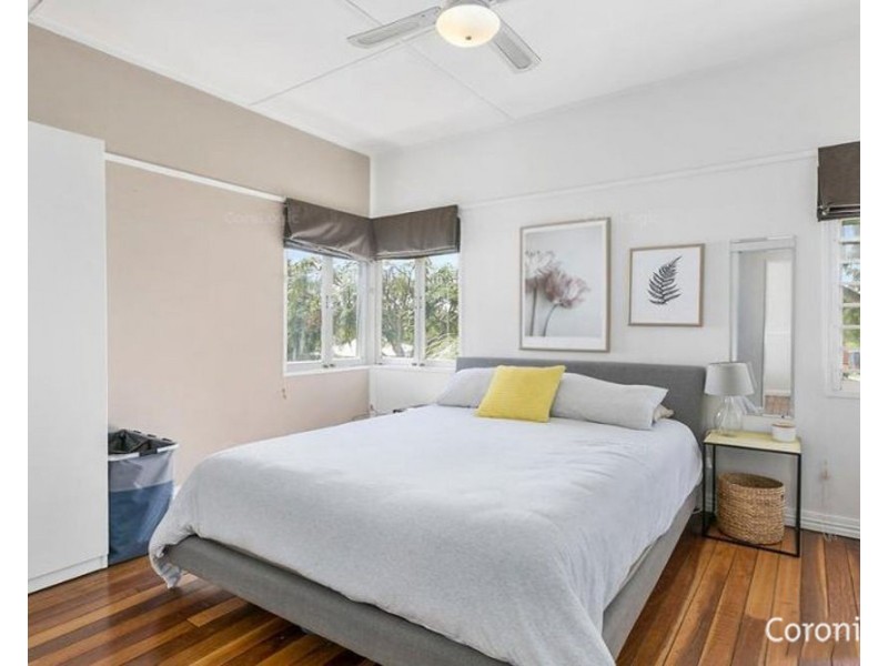 38 McCurley St, Wynnum West QLD 4178