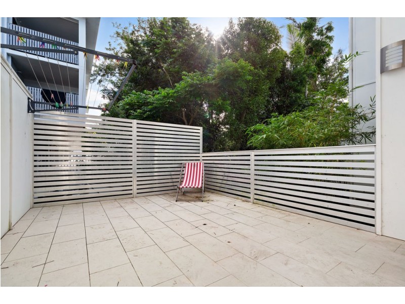 2/101 Jones Rd, Carina Heights QLD 4152