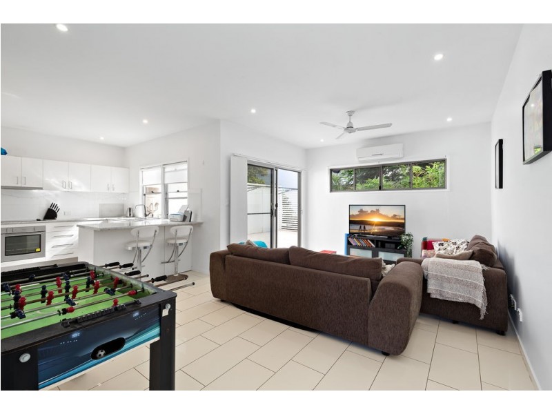 2/101 Jones Rd, Carina Heights QLD 4152