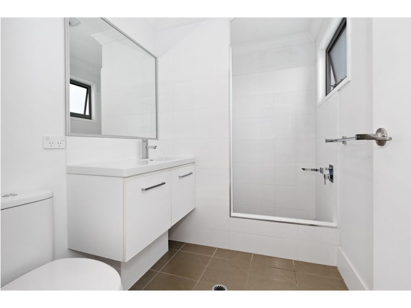 2/101 Jones Rd, Carina Heights QLD 4152