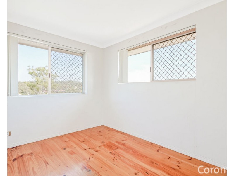 10/12 East Street, Camp Hill QLD 4152