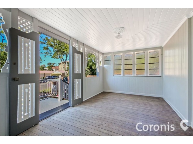 12 Pampling Street, Camp Hill QLD 4152