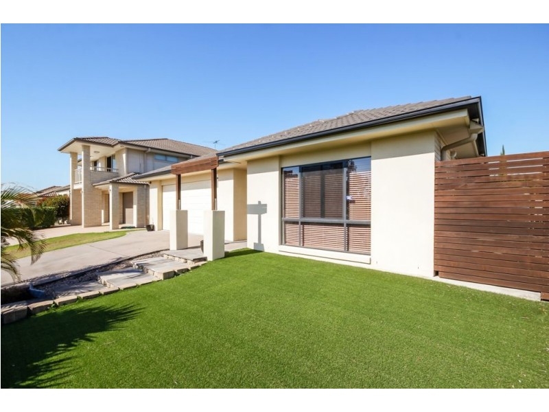 58 Taylor Place, Mackenzie QLD 4156