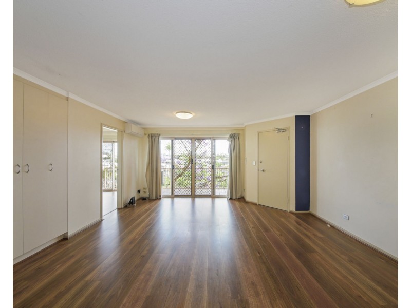 4/15 Mayfield Strreet, Carina QLD 4152