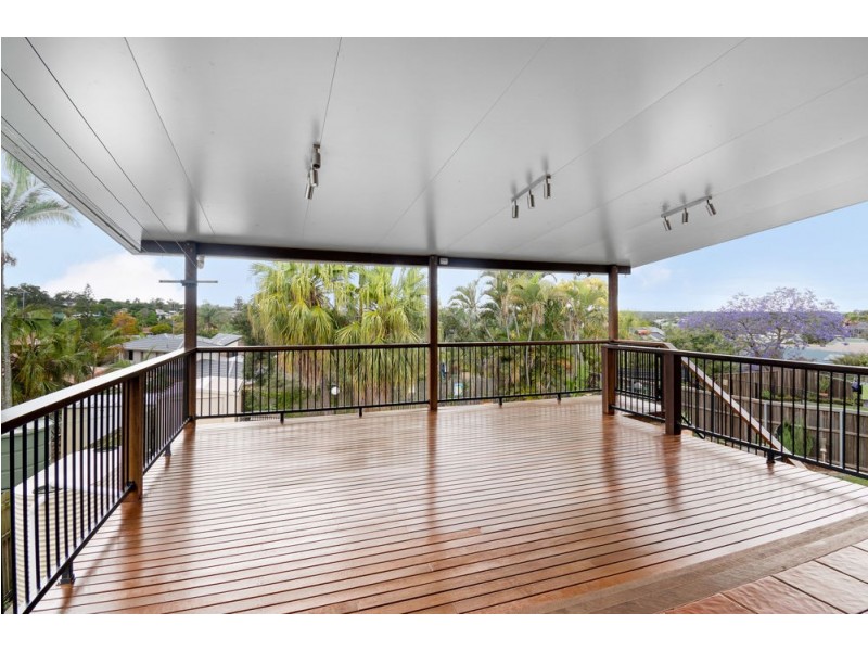 16 Chelva Street, Wishart QLD 4122