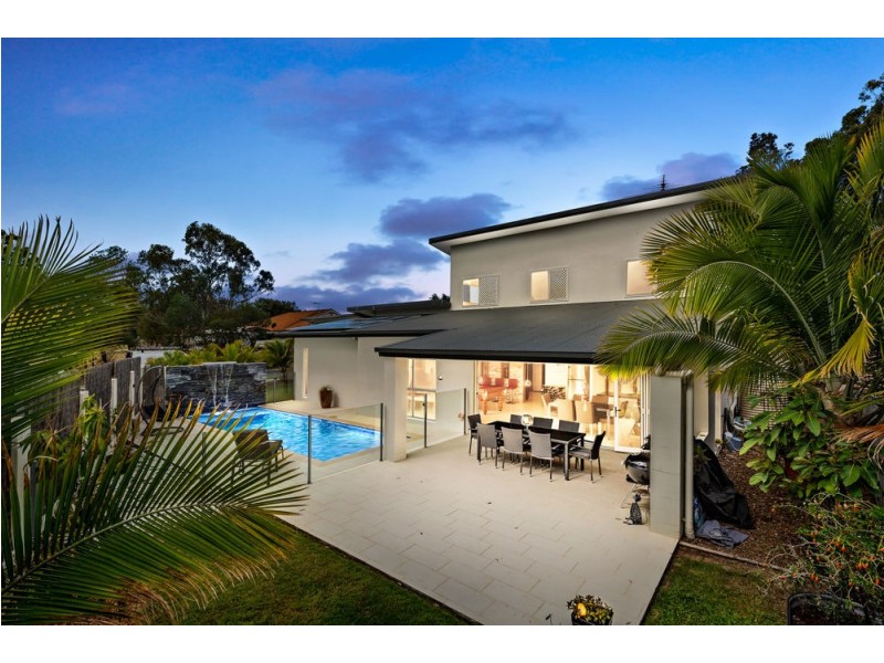 24 Friend Street, Wakerley QLD 4154