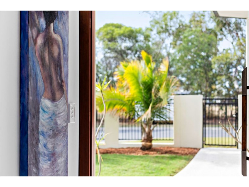24 Friend Street, Wakerley QLD 4154