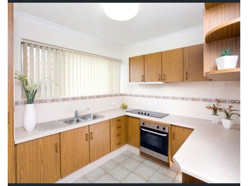 1/68 Pembroke Street, Coorparoo QLD 4151