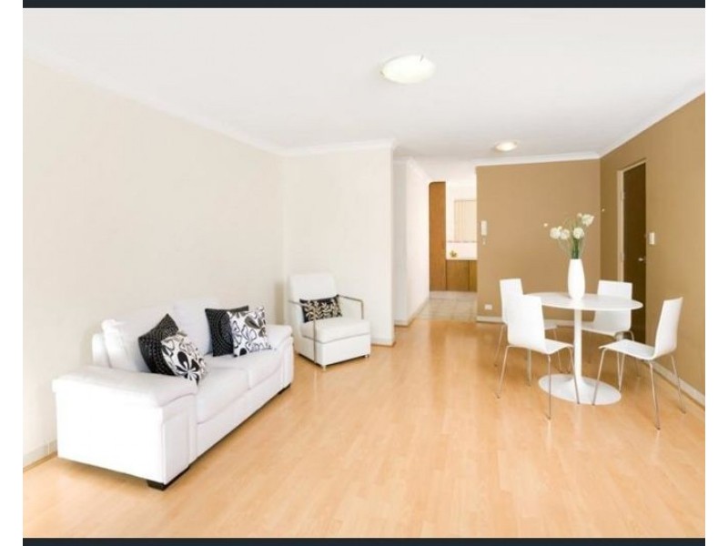 1/68 Pembroke Street, Coorparoo QLD 4151