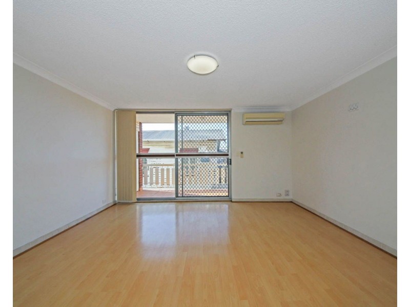 1/68 Pembroke Street, Coorparoo QLD 4151