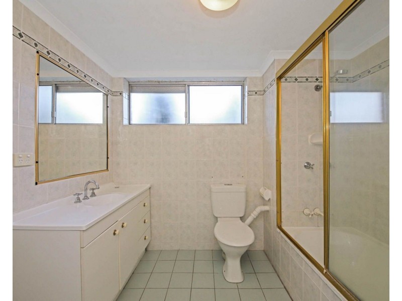 1/68 Pembroke Street, Coorparoo QLD 4151