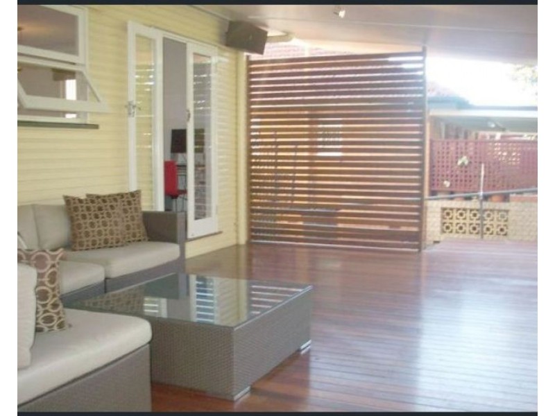 14 Oberon Street, Morningside QLD 4170