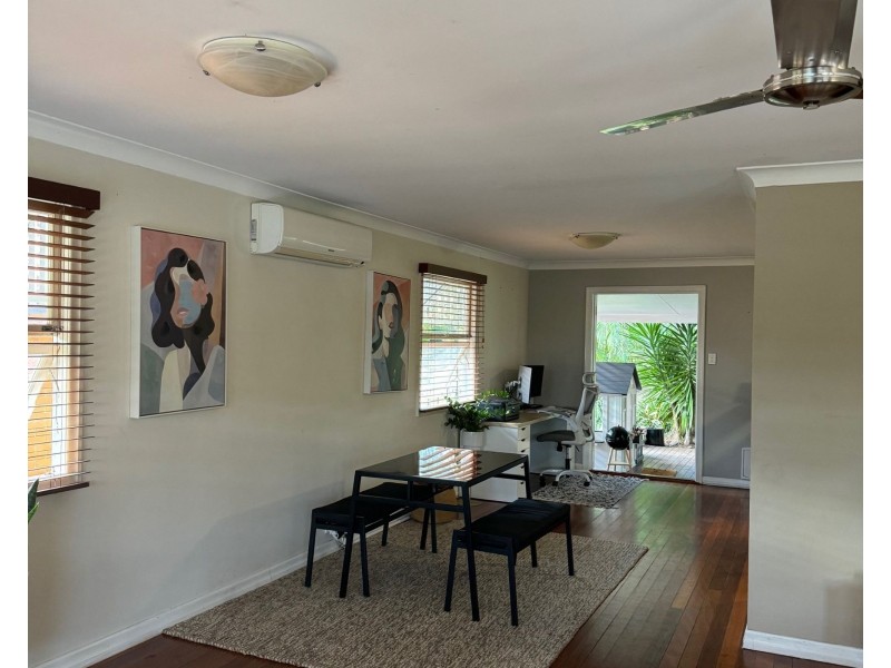 14 Oberon Street, Morningside QLD 4170