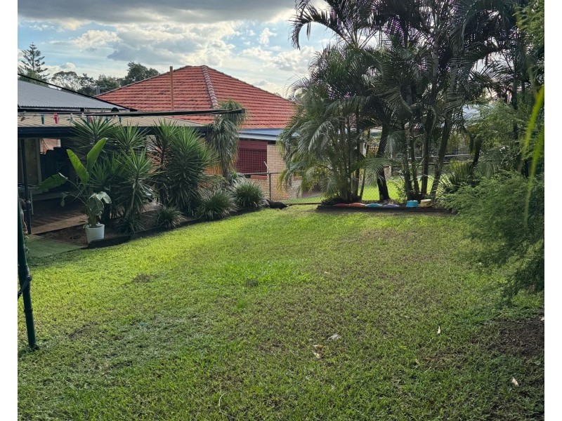 14 Oberon Street, Morningside QLD 4170