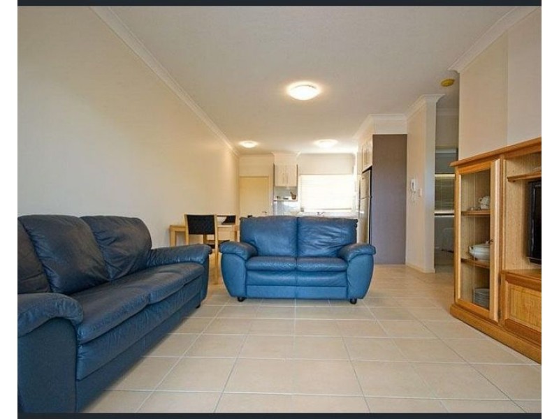 2/298 Cavendish Rd, Coorparoo QLD 4151