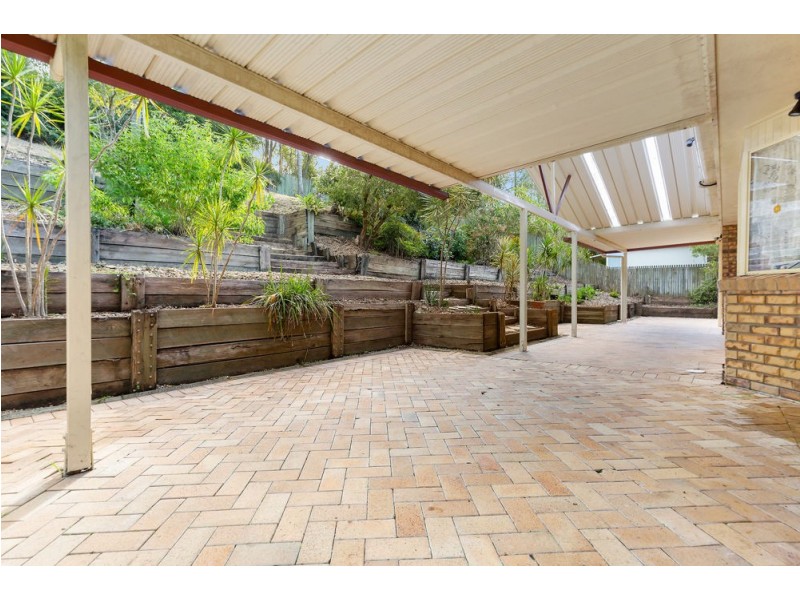 8 Tangadee Court, Shailer Park QLD 4128