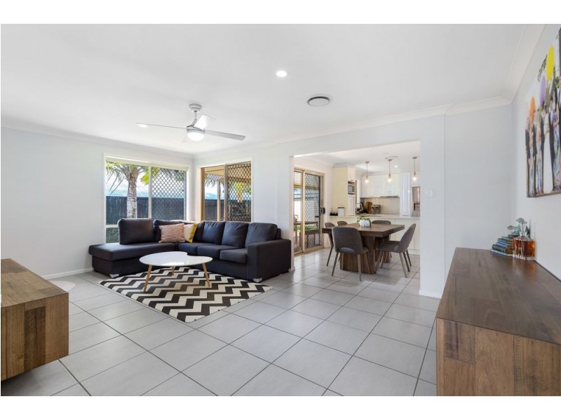 12 Samson Crescent, Hemmant QLD 4174