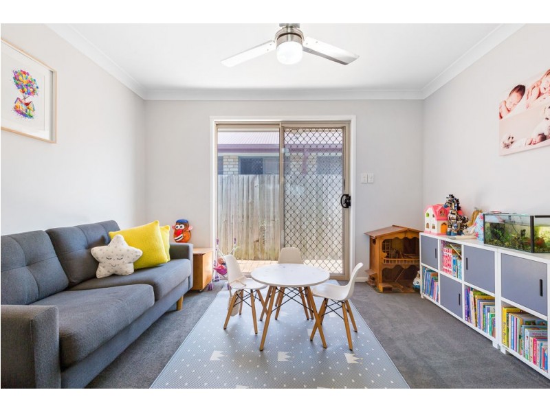 12 Samson Crescent, Hemmant QLD 4174