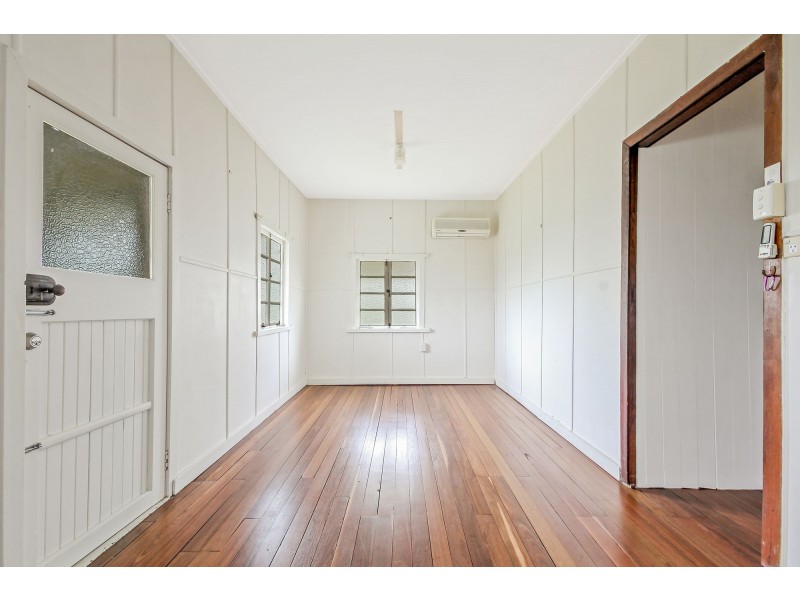 95 Railway Parade, Norman Park QLD 4170