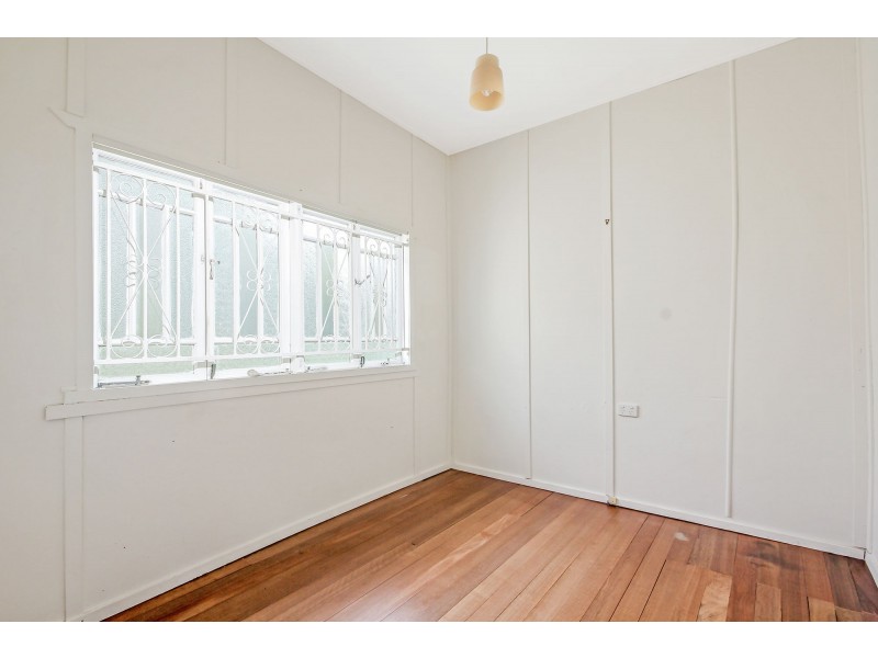 95 Railway Parade, Norman Park QLD 4170