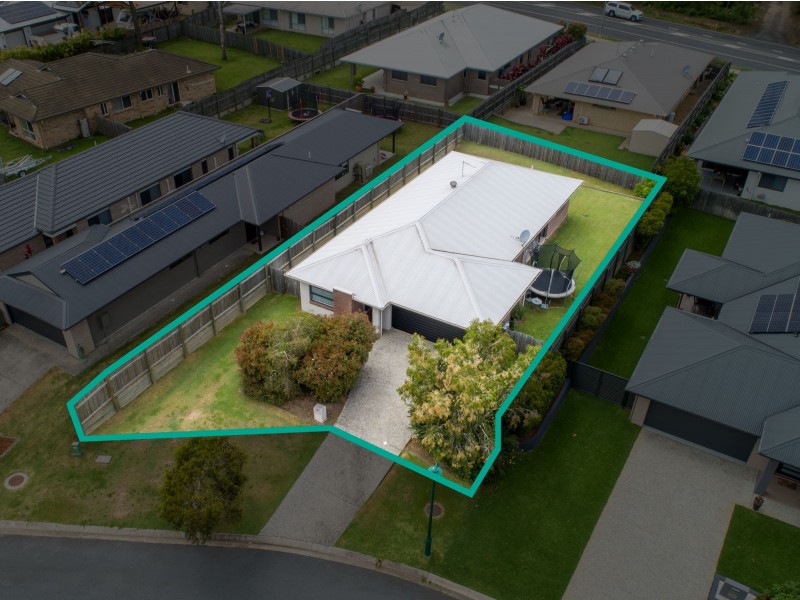 32 Fiddlewood Street, Victoria Point QLD 4165