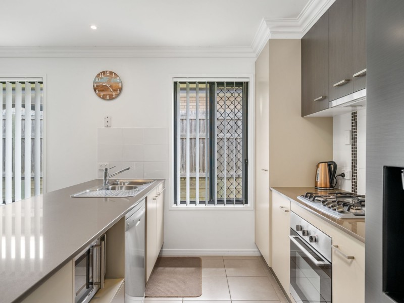 32 Fiddlewood Street, Victoria Point QLD 4165