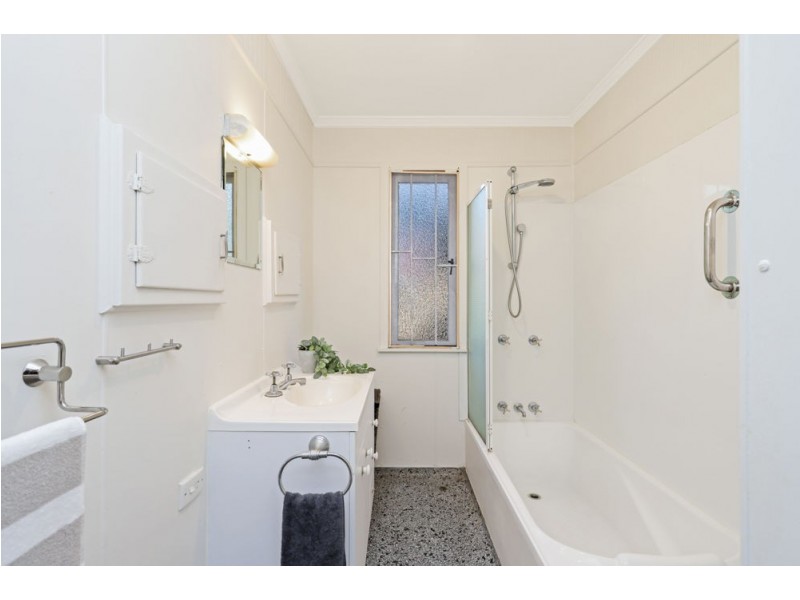 25 Tantallon Street, Mount Gravatt East QLD 4122