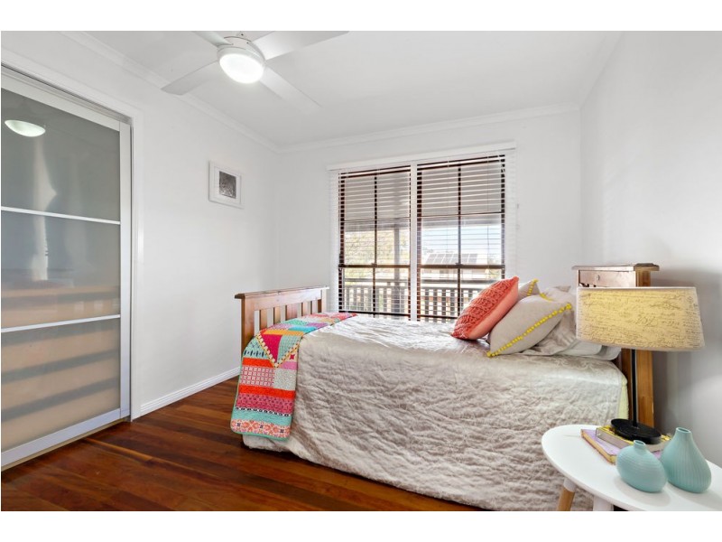 1 Andalucia Court, Wishart QLD 4122