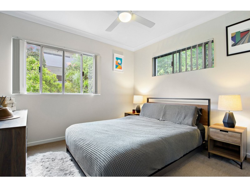 4/37 Palmer Street, Greenslopes QLD 4120