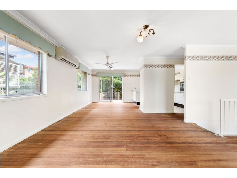 21 Colington Street, Mansfield QLD 4122