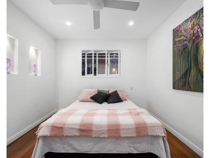 84 Garrett Street, Murarrie QLD 4172