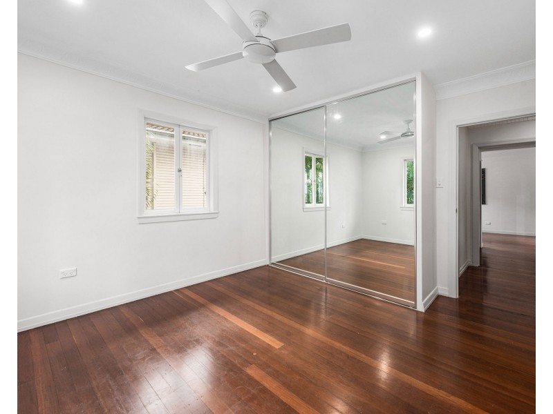 84 Garrett Street, Murarrie QLD 4172