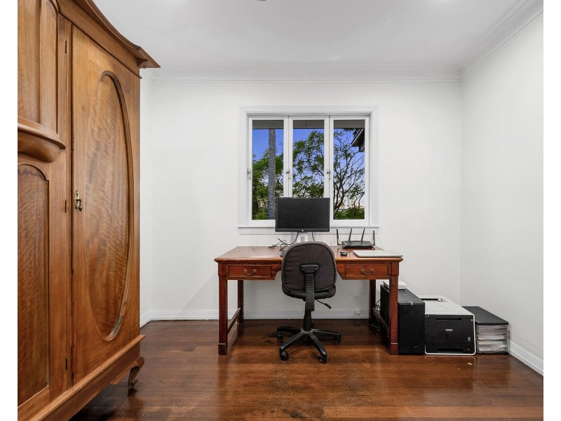 84 Garrett Street, Murarrie QLD 4172