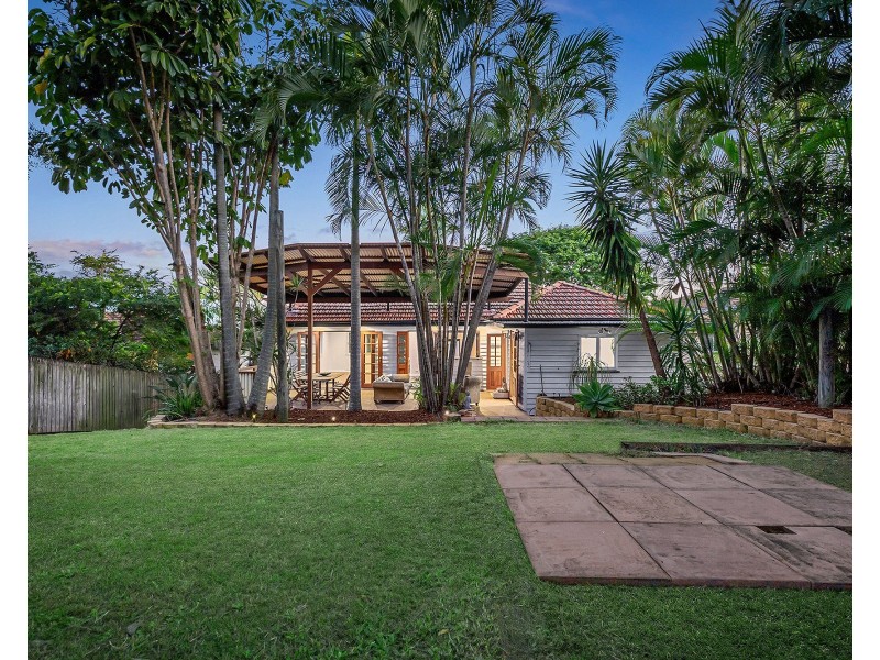 84 Garrett Street, Murarrie QLD 4172