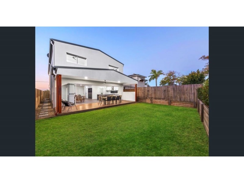 89 Erica Street, Cannon Hill QLD 4170