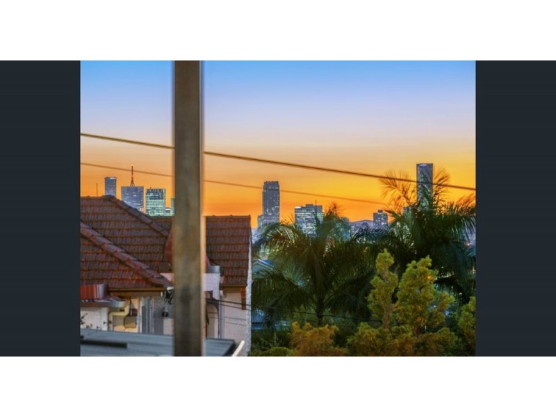 89 Erica Street, Cannon Hill QLD 4170