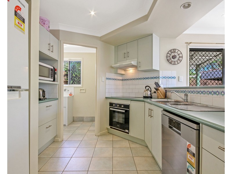 2/16 Hill Crescent, Carina Heights QLD 4152