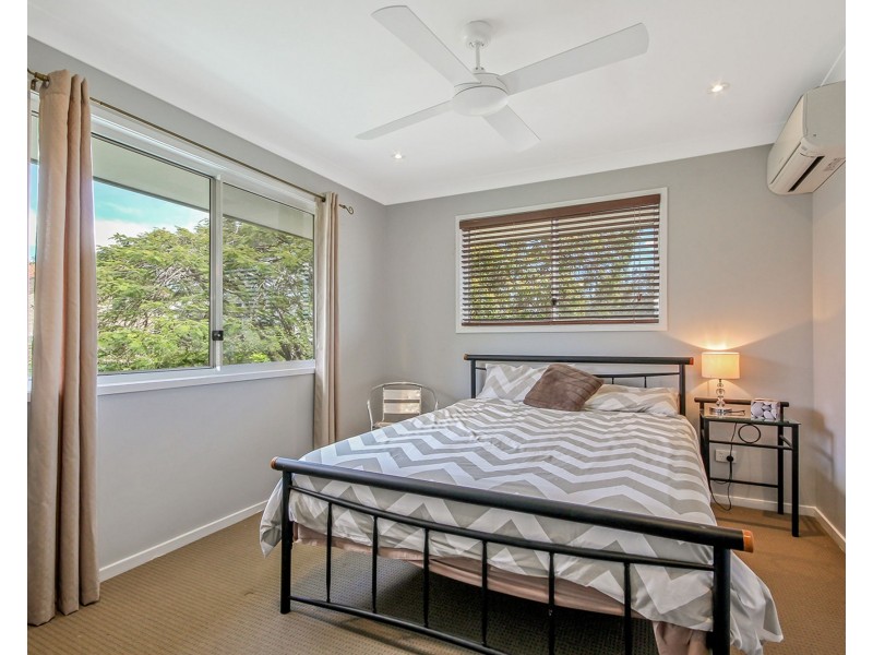 2/16 Hill Crescent, Carina Heights QLD 4152