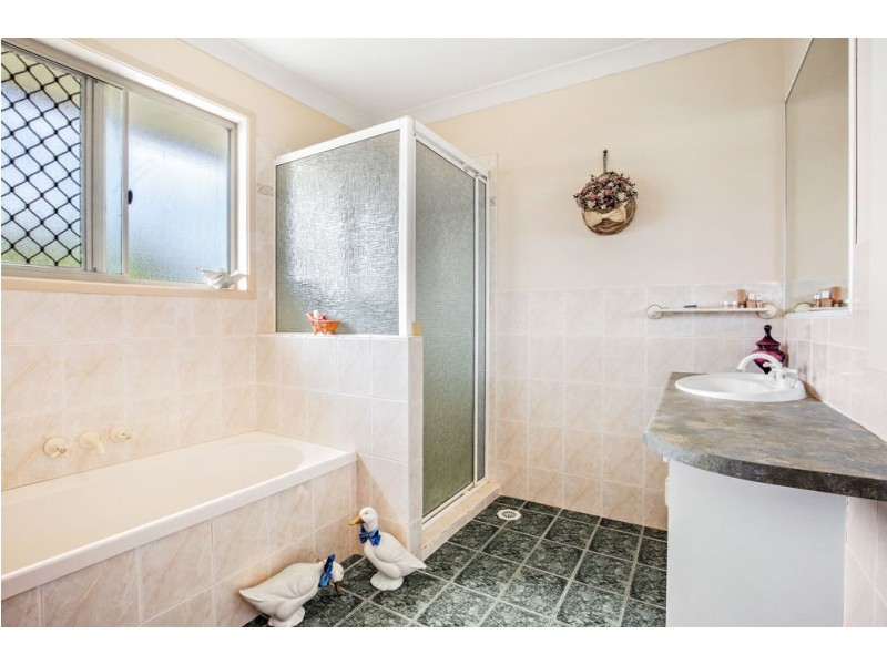 1/2 Corella Place, Runcorn QLD 4113