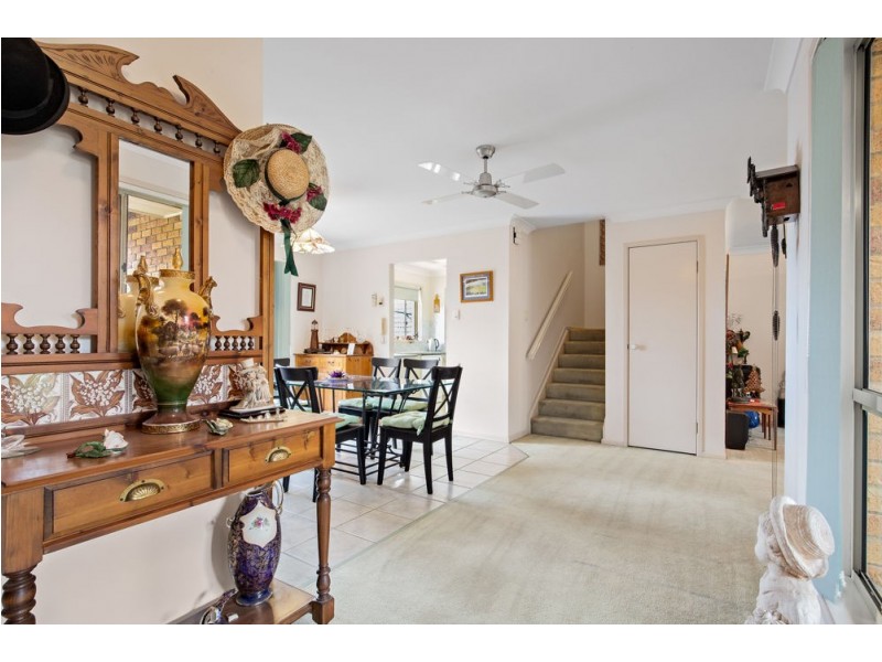 1/2 Corella Place, Runcorn QLD 4113