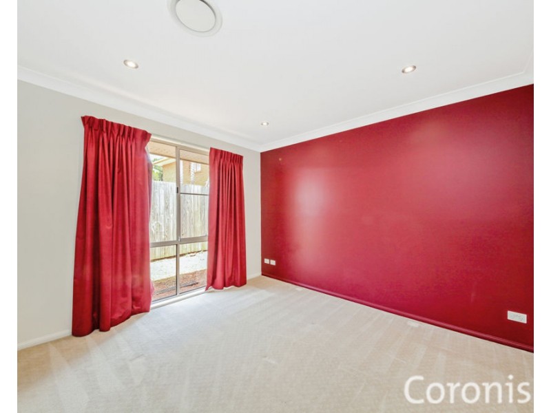 332 Warrigal Rd, Eight Mile Plains QLD 4113
