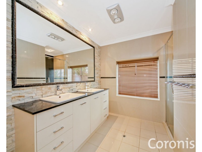 332 Warrigal Rd, Eight Mile Plains QLD 4113