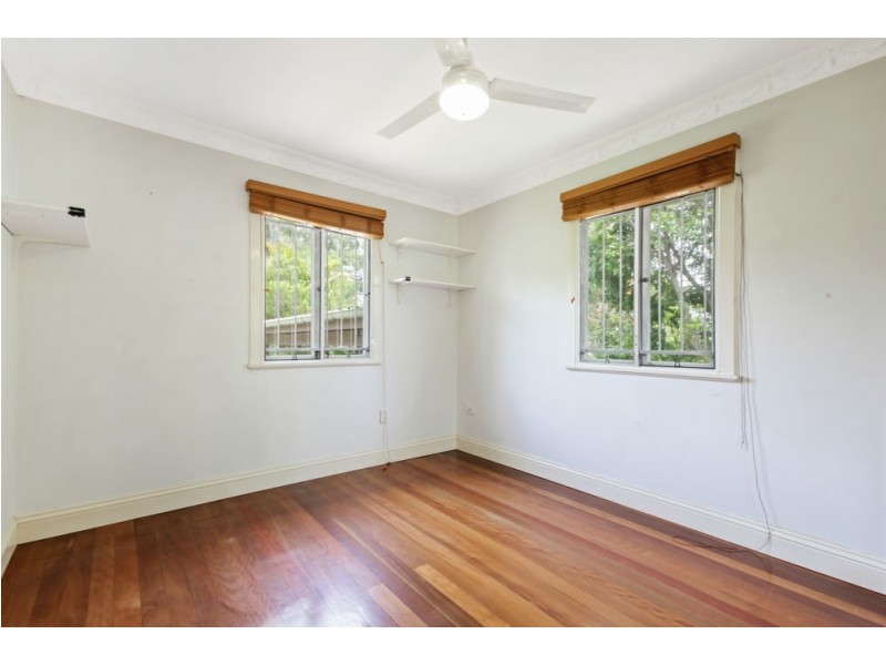 49 Garie Street, Wishart QLD 4122