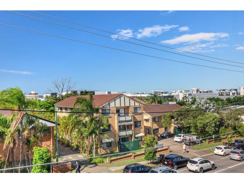303/440 Hamilton Road, Chermside QLD 4032