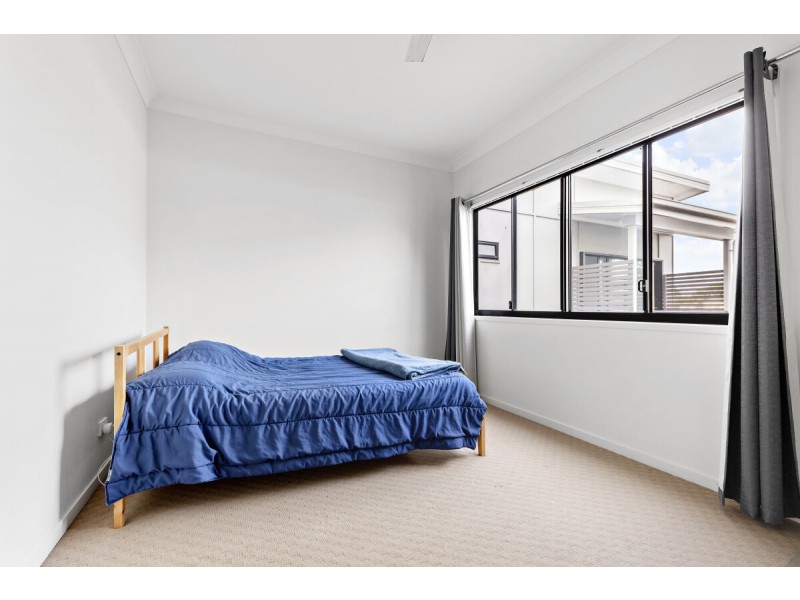 2/111 Thynne Road, Morningside QLD 4170