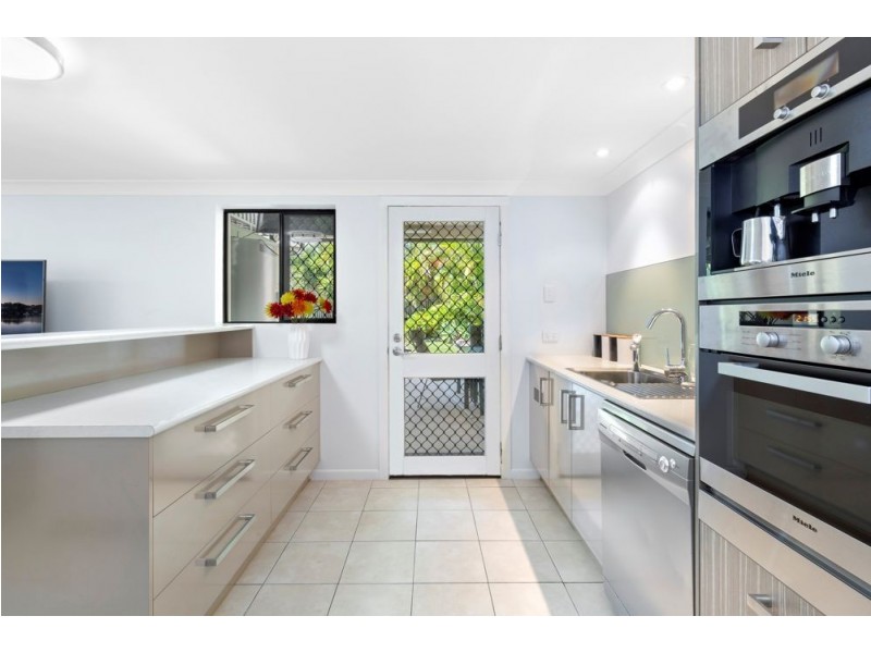 11 Bellot Street, Wishart QLD 4122