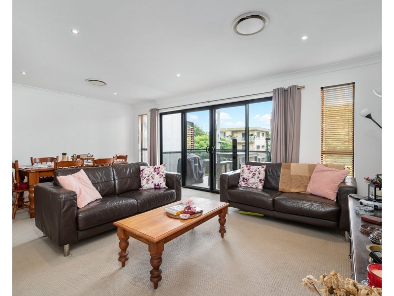 38/11 Kitchener Street, Coorparoo QLD 4151